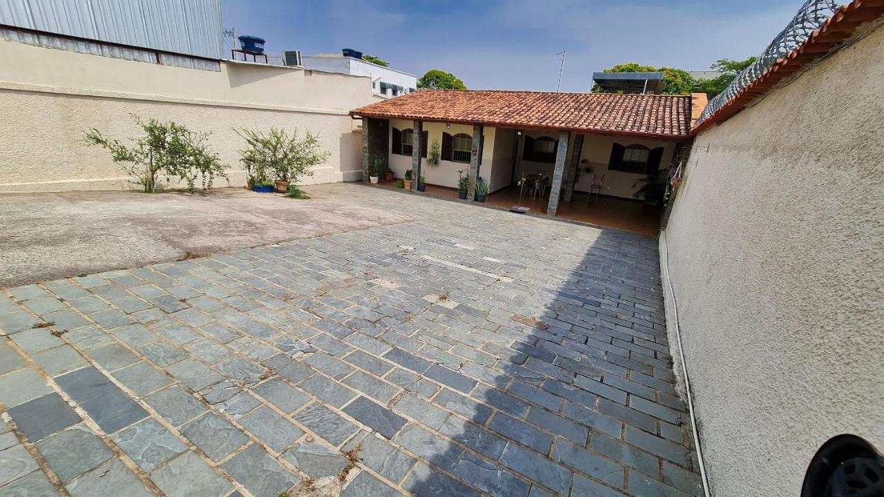 Casa Espacosa E Confortavel Na Regiao Da Pampulha Belo Horizonte Exteriör bild