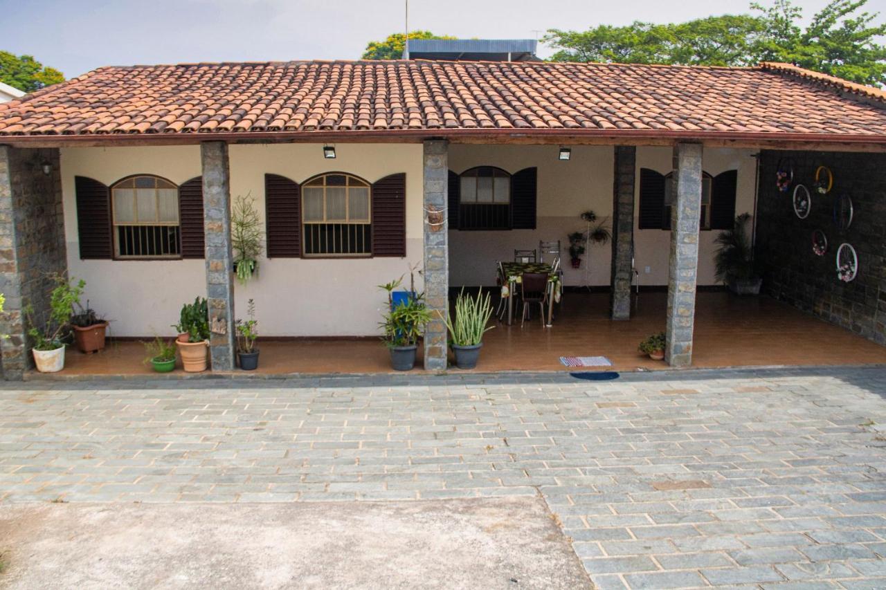 Casa Espacosa E Confortavel Na Regiao Da Pampulha Belo Horizonte Exteriör bild
